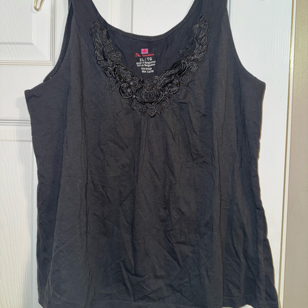 Black Embroidered Scoop Neck Tank Top - Women's